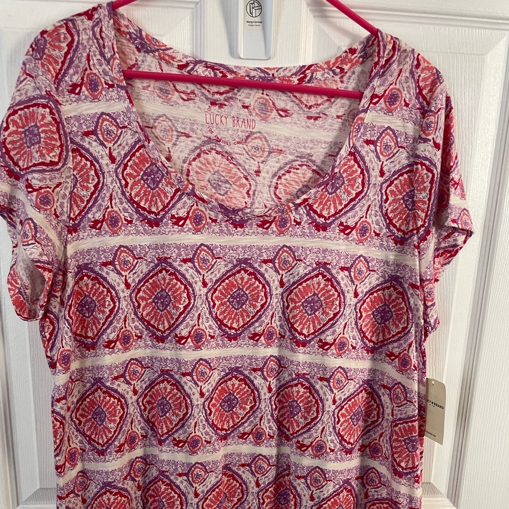 Lucky Brand t-shirt
